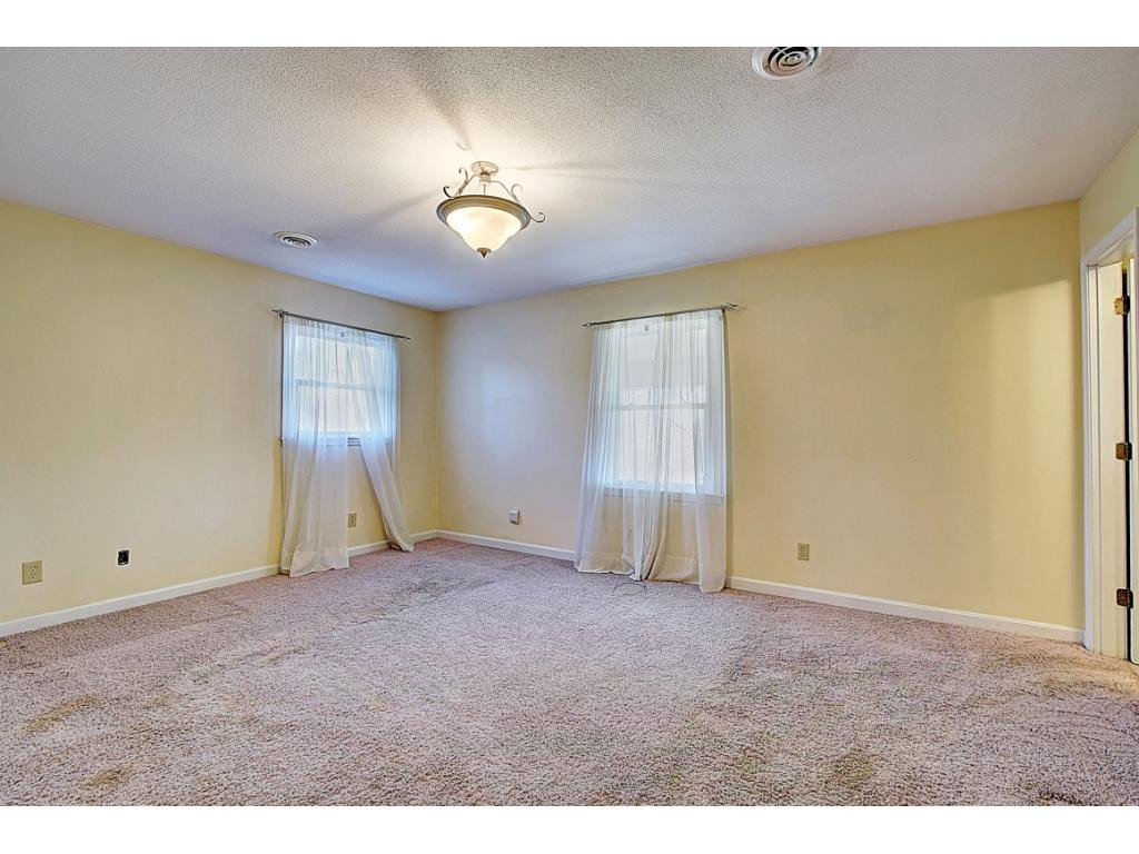 699 Mccloud Road Elizabethton, TN 37643 - Photo 25 of 36 Photo 25