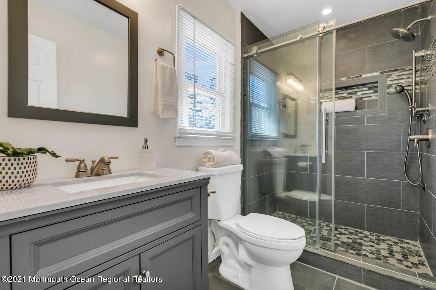 6 Kuzyk Road Cream Ridge, NJ 08514 - Photo 18 of 24 6 Kuzyk Cream Ridge NJ 08514-large-024-0