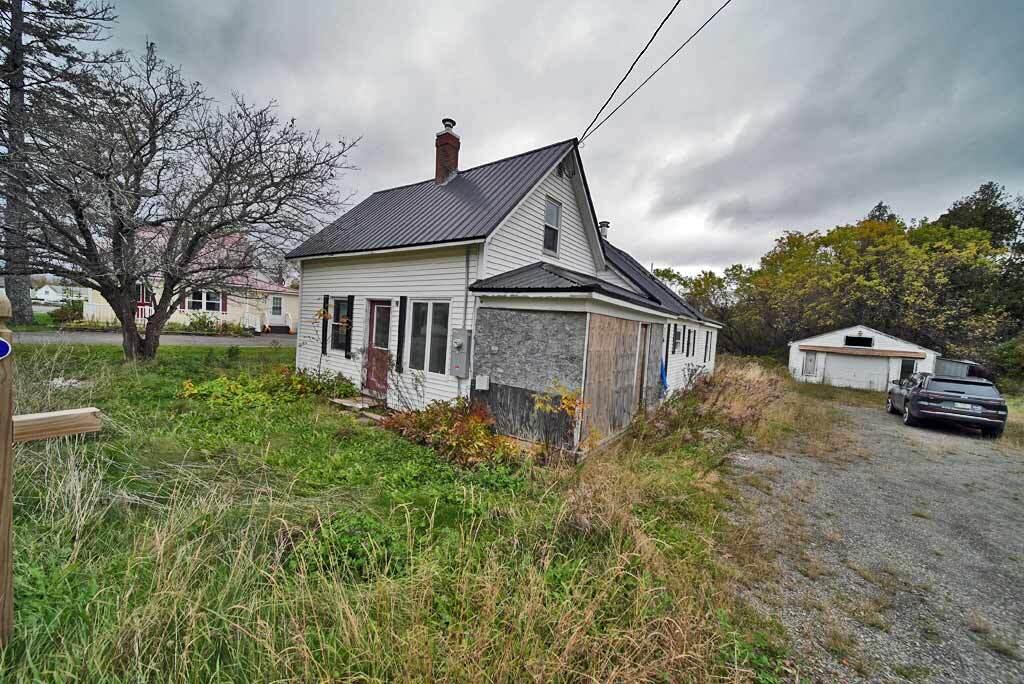 185 Hodgdon Mills Road Houlton, ME 04730 - Photo 6 of 47 185-hodgdon-mills-house-for