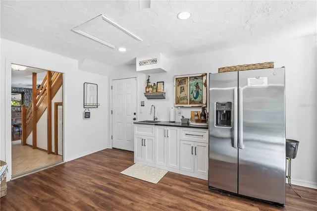 $749,999 | 2711 1st Avenue West, Bradenton, FL 34205