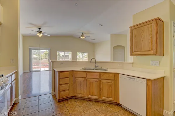$2,495 | 8893 Rio Grande Falls Avenue, Las Vegas, NV 89178