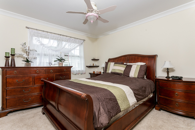 617 Sutton Court, Unit 617 Wheeling, IL 60090 - Photo 15 of 20