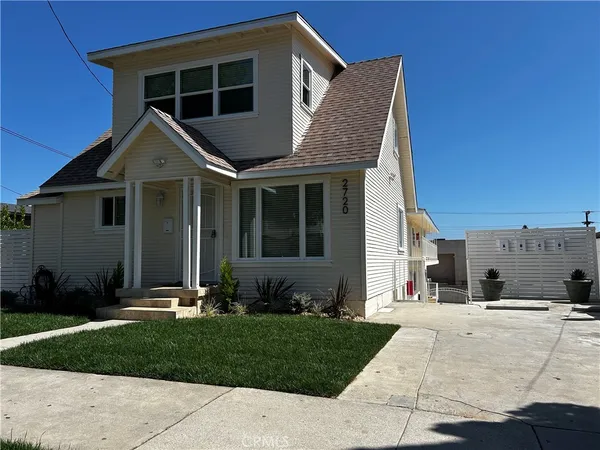 $2,275,000 | 2720 East Wall Street, Signal Hill, CA 90755
