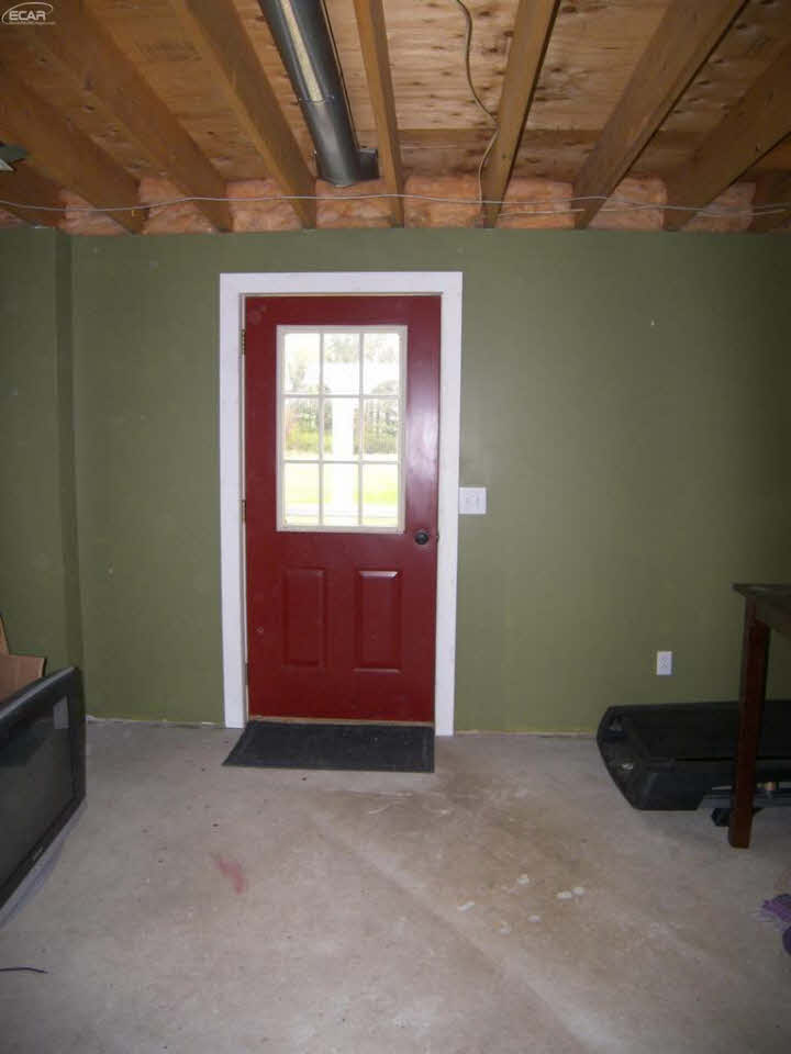 85 East Barnes Road Fostoria, MI 48435 - Photo 13 of 13 21292901-12.JPG