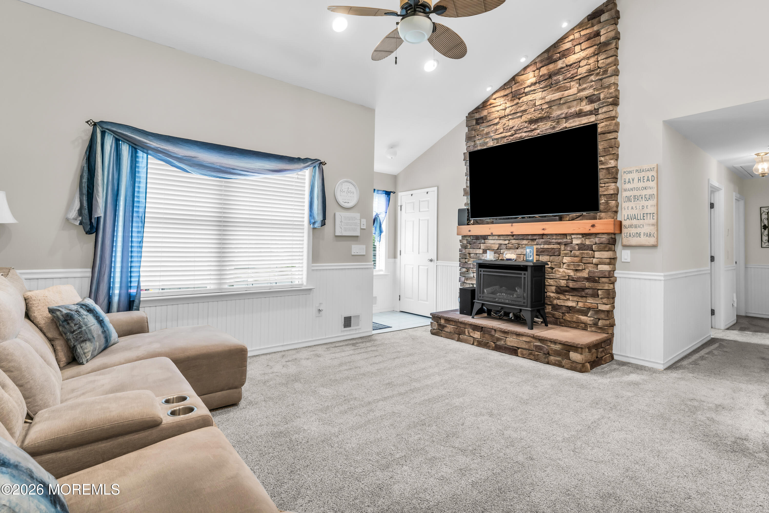 212 Yeoman Road Manahawkin, NJ 08050 - Photo 6 of 34 photos_high_resolution_HOM06578