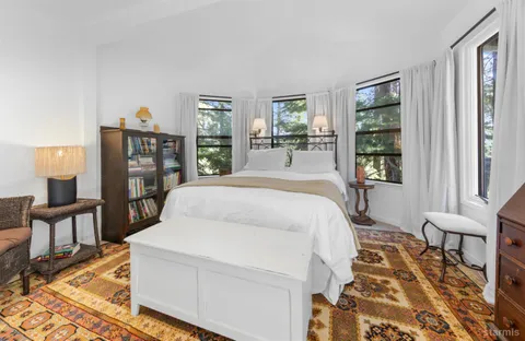$849,000 | 1581 Estate Court, South Lake Tahoe, CA 96150