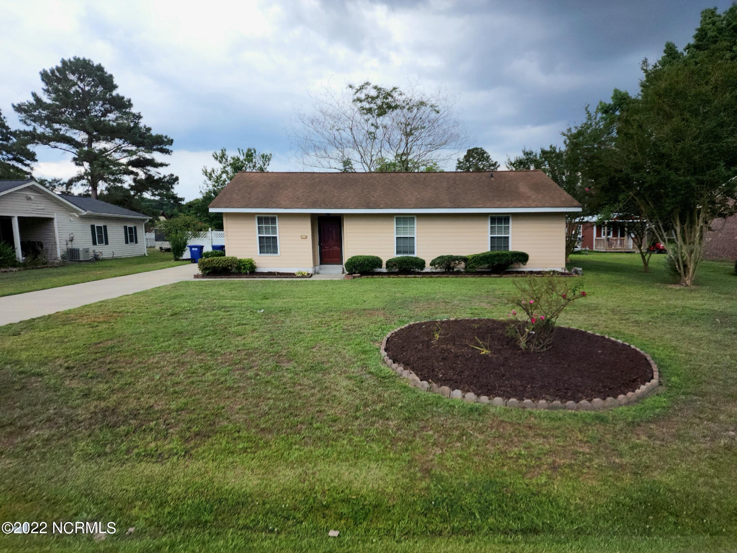 740 Second Street Ayden, NC 28513 - Photo 1 of 28 20220608_133255 (4)