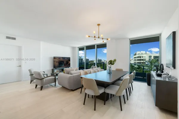 $14,000 | 9221 East Bay Harbor Drive, Unit 610, Bay Harbor Islands, FL 33154