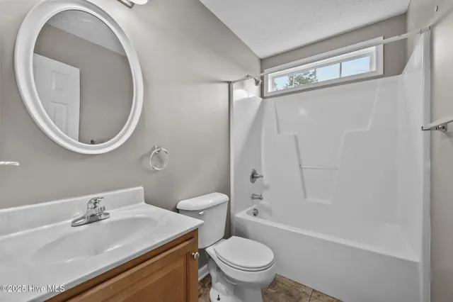 $1,700 | 207 Jasmine Lane, Jacksonville, NC 28546