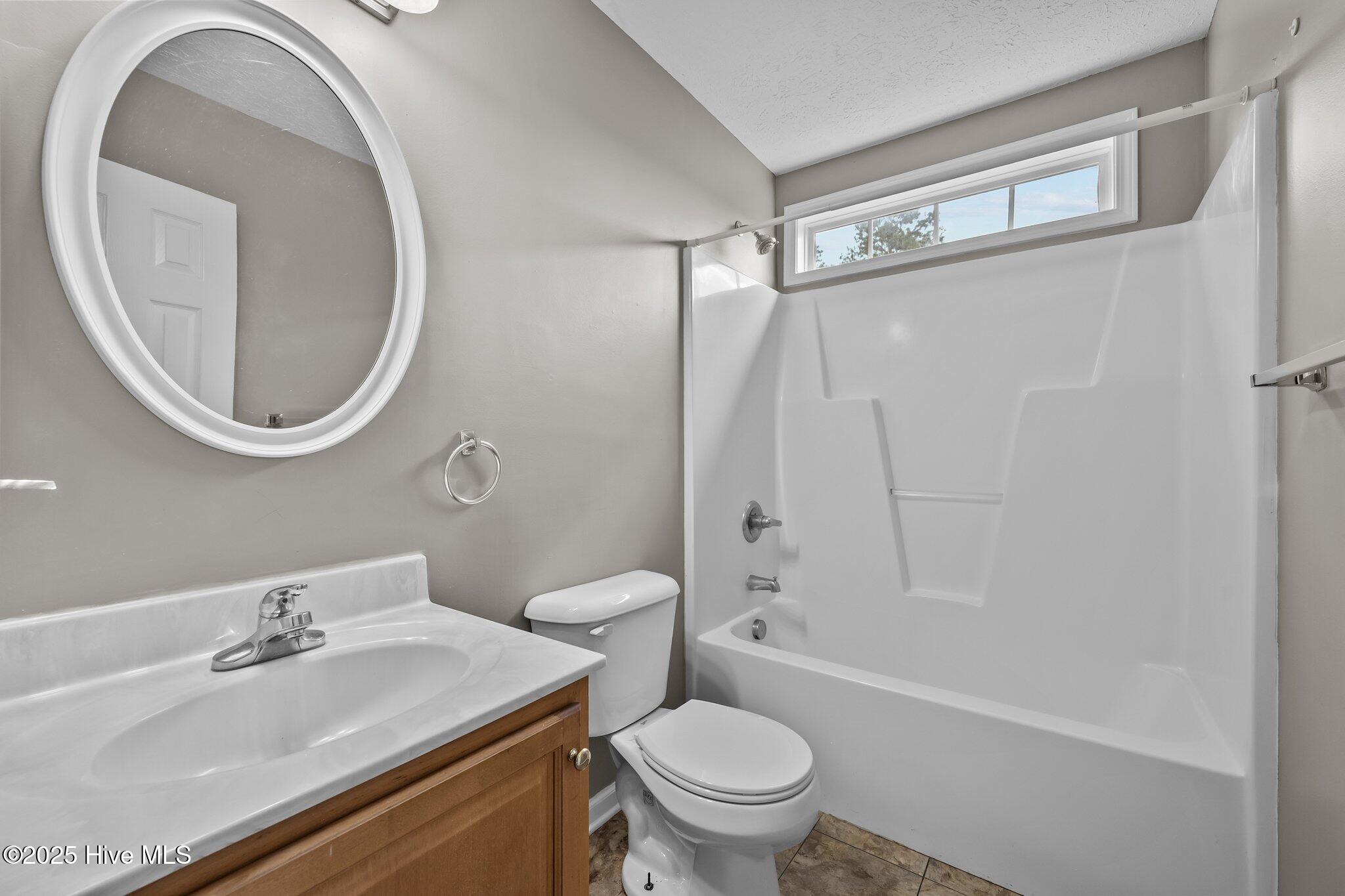 207 Jasmine Lane Jacksonville, NC 28546 - Photo 17 of 26 25-web-or-mls-_Z724887