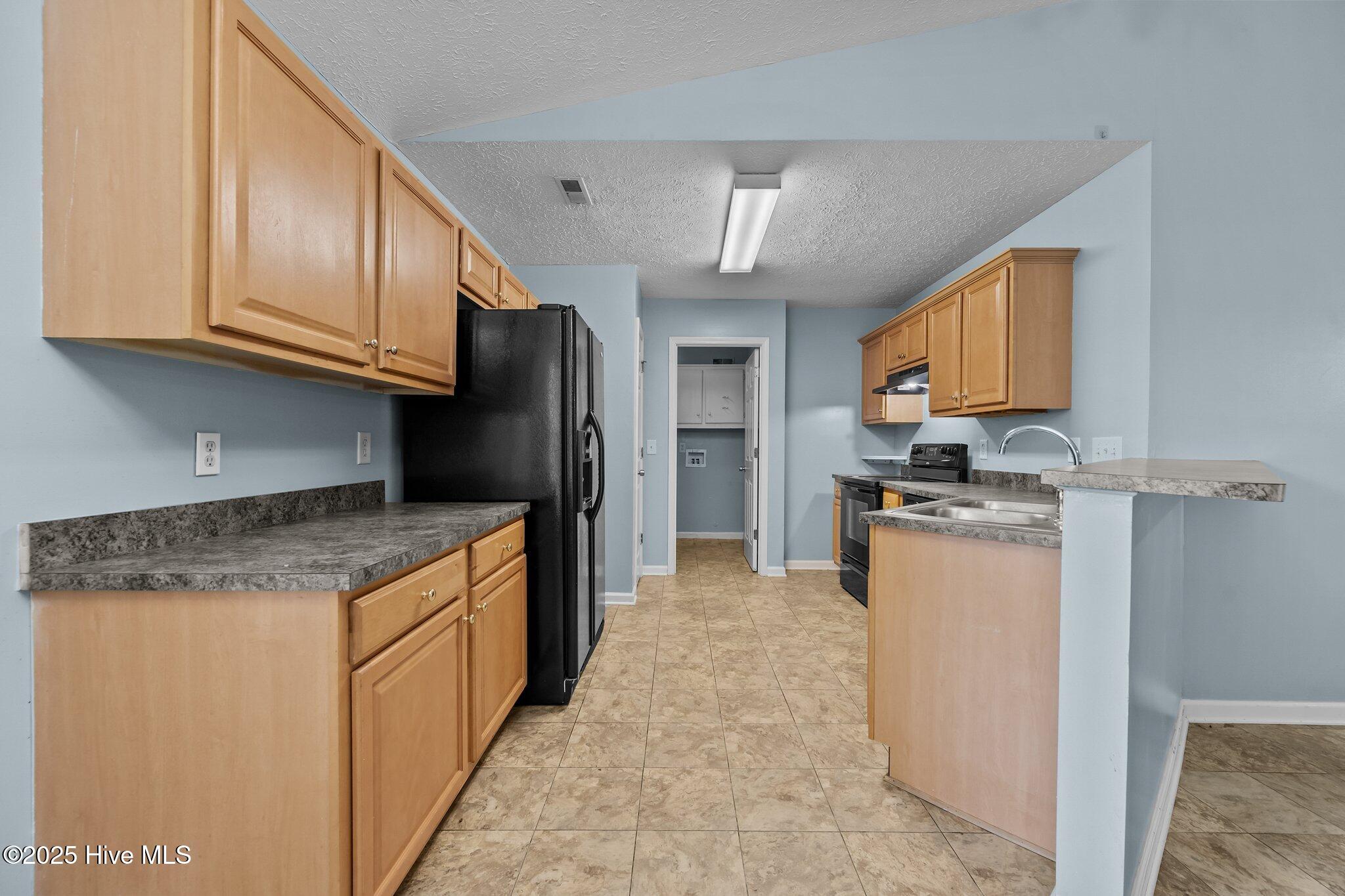 207 Jasmine Lane Jacksonville, NC 28546 - Photo 5 of 26 8-web-or-mls-_Z724776