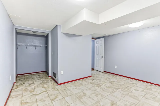 $349,990 | 751 Van Buren Avenue, St. Paul, MN 55104