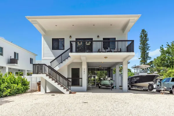 $995,000 | 247 Hispanola Road, Tavernier, FL 33070