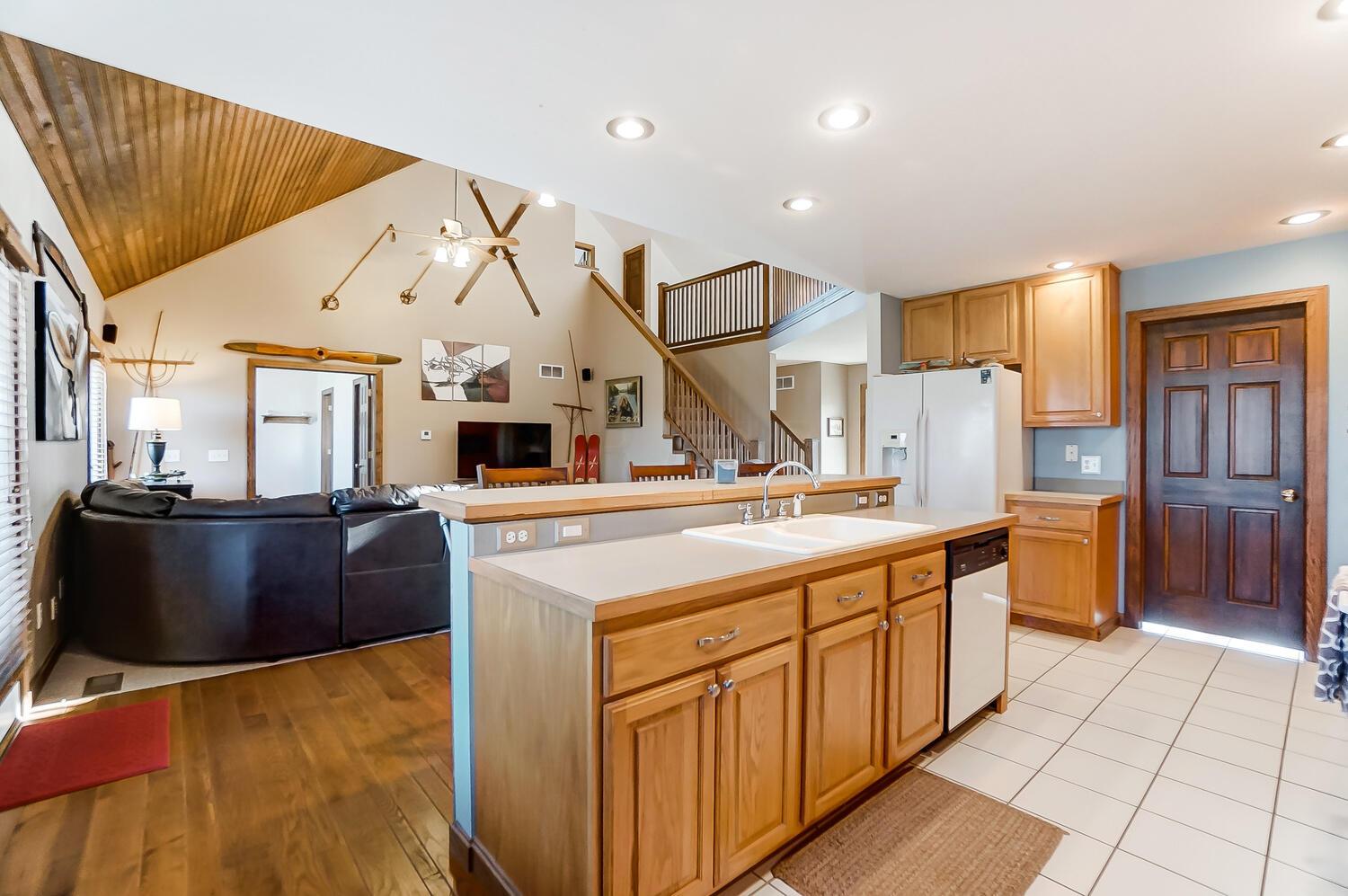 14501 Center Village Road Galena, OH 43021 - Photo 10 of 63 50032200-015_web