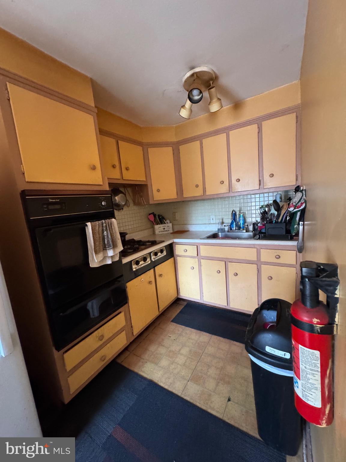 2009 Heather Road Folcroft, PA 19032 - Photo 28 of 30 Cozy kitchen with vintage charm.