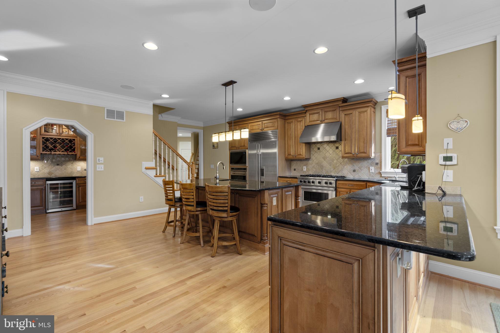 370 Eagle Hill Road Pasadena, MD 21122 - Photo 18 of 118 Kithcen
