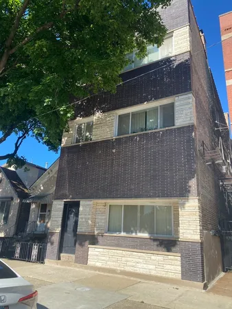 $1,500 | 3145 South May Street, Unit 1F, Chicago, IL 60608