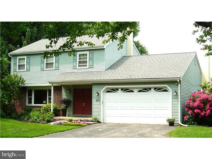 207 Spring Run Lane Downingtown, PA 19335 - Photo 1 of 20 Gallery Image 1