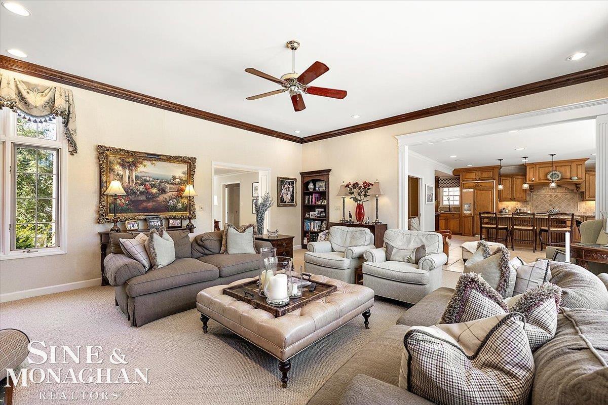 792 Whittier Road Grosse Pointe, MI 48230 - Photo 14 of 84 50190083-007a0834-094e-453b-9f50-6a42f5e13ba6.JPG