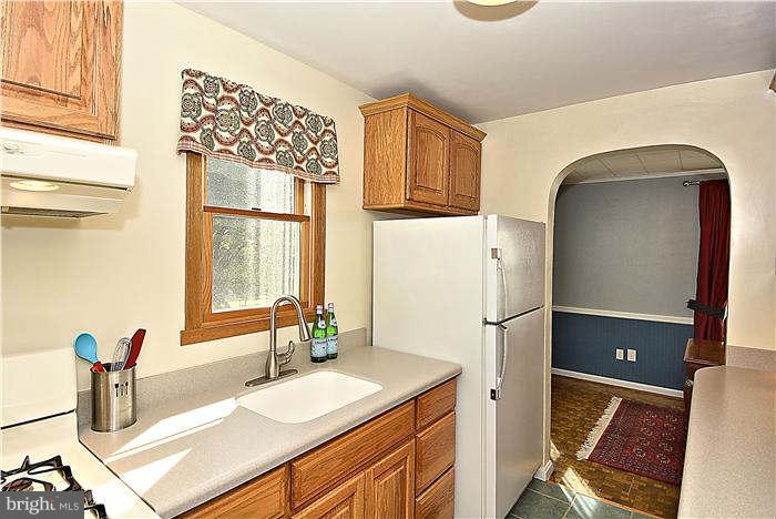 3052 Westfall Place Falls Church, VA 22042 - Photo 6 of 19 Kitchen