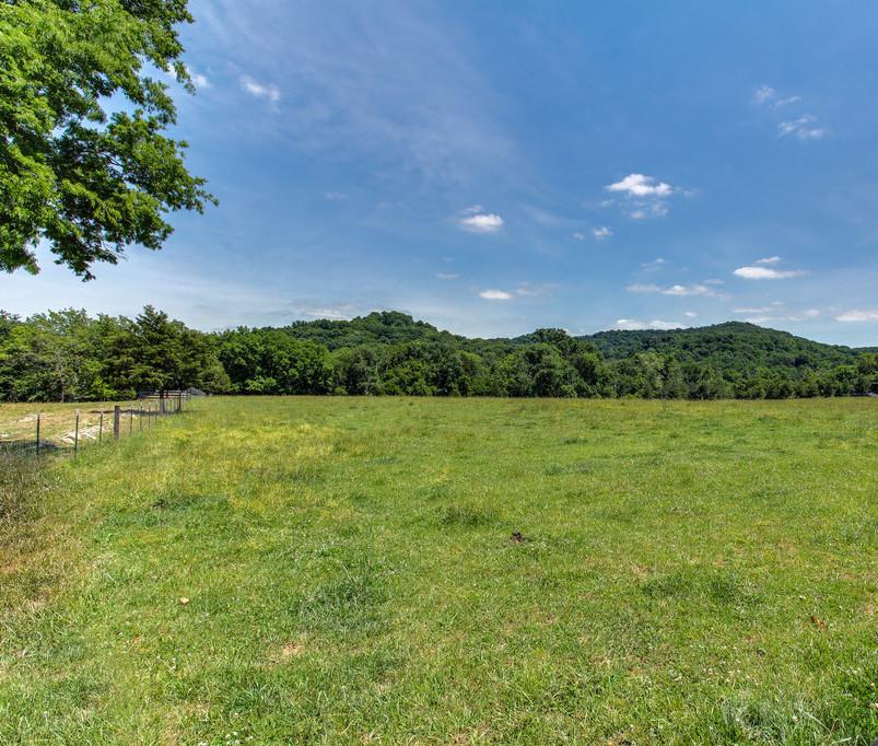 4336 Peytonsville-Trinity Road, Unit P3 Franklin, TN 37064 - Photo 2 of 5 a view of outdoor space and yard