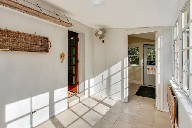 $3,250 | 1020 Harvard Terrace, Evanston, IL 60202