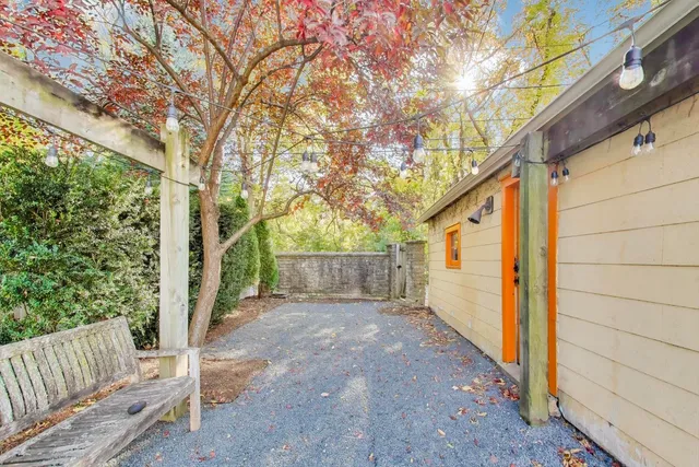 $3,250 | 1020 Harvard Terrace, Evanston, IL 60202