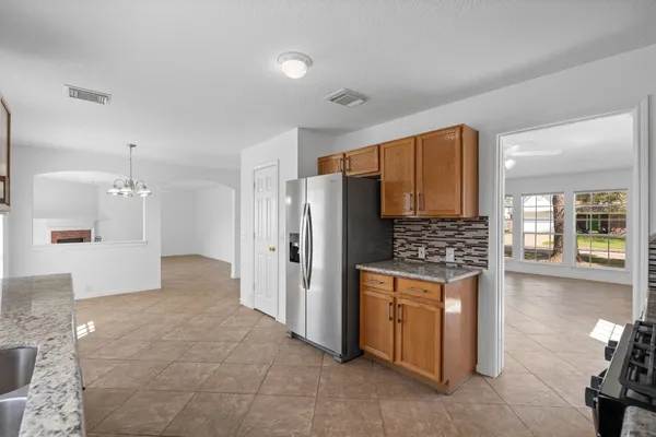 $2,450 | 3139 Silver Cedar Trail, Katy, TX 77449