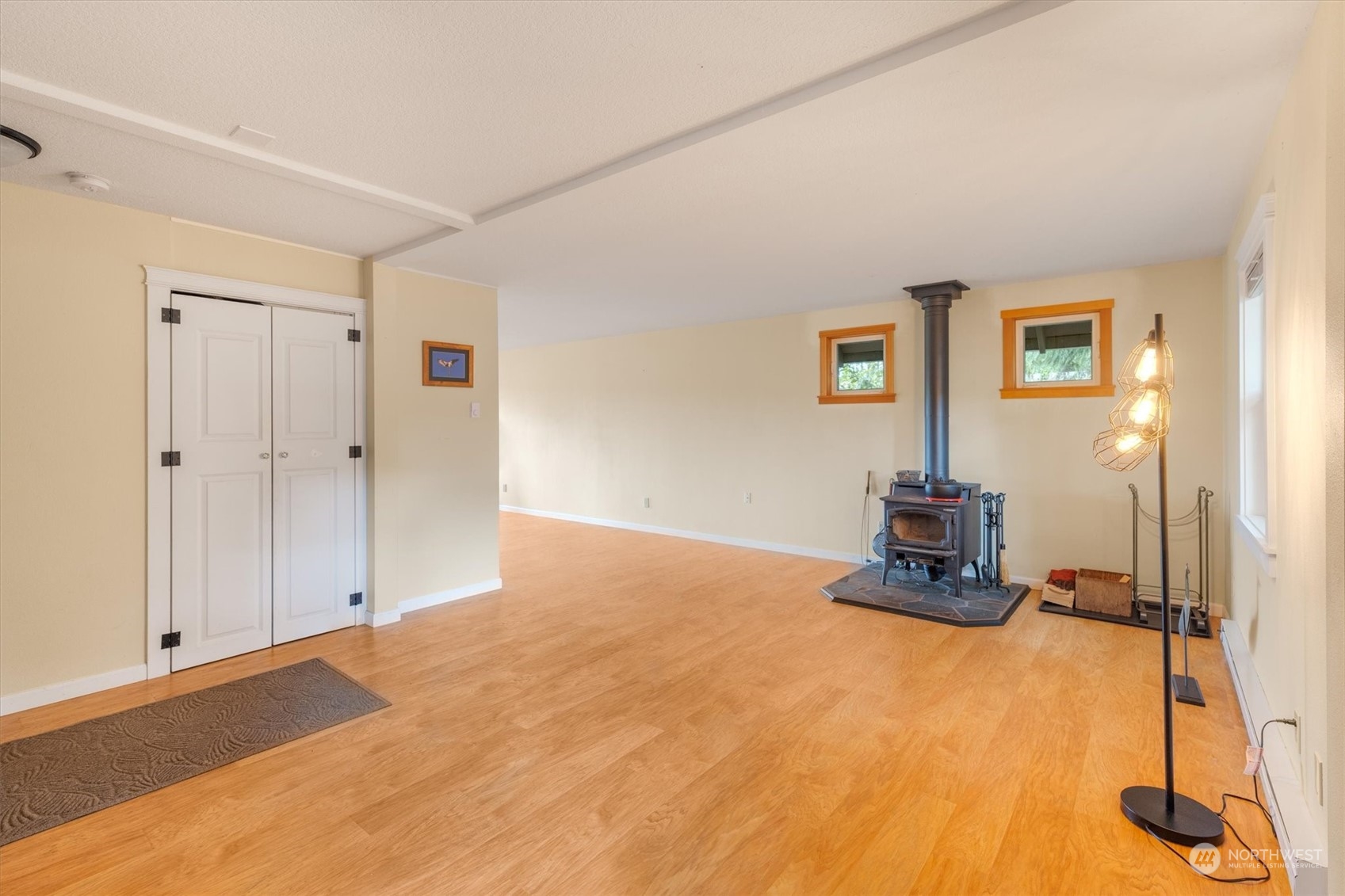 124 Shenandoah Road Silverlake, WA 98645 - Photo 8 of 37 Gallery Image 8
