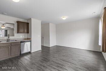 452 Sullivan Loop Road Midway Park, NC 28544 - Photo 11 of 23 10