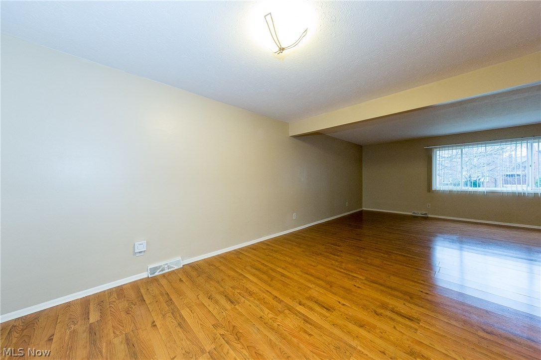 3790 Silsby Road Cleveland, OH 44118 - Photo 5 of 25 Gallery Image 5