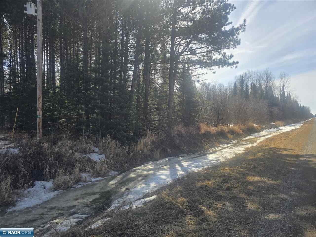 4294 Clyde Road Eveleth, MN 55734 - Photo 3 of 8