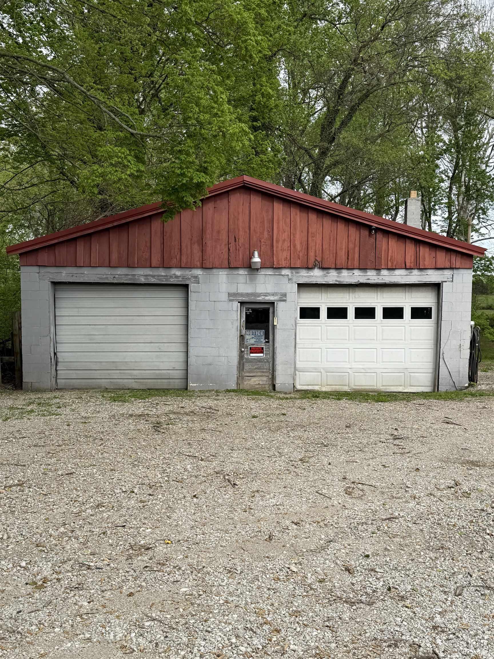 8563 South Old St Road Bloomington, IN 47403 - Photo 2 of 8 Gallery Image 2