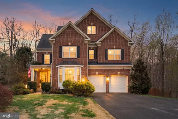 $799,999 | 3679 Expedition Drive, Triangle, VA 22172