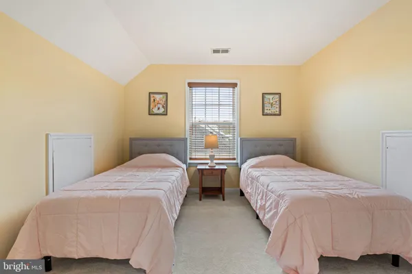 $799,999 | 3679 Expedition Drive, Triangle, VA 22172