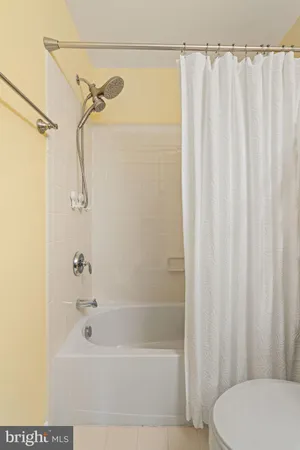 $799,999 | 3679 Expedition Drive, Triangle, VA 22172