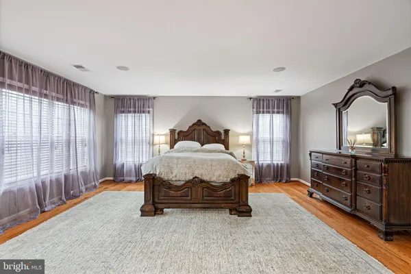 $799,999 | 3679 Expedition Drive, Triangle, VA 22172