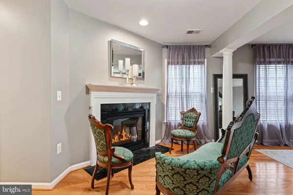 $799,999 | 3679 Expedition Drive, Triangle, VA 22172