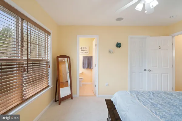 $799,999 | 3679 Expedition Drive, Triangle, VA 22172