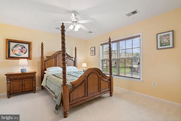 $799,999 | 3679 Expedition Drive, Triangle, VA 22172