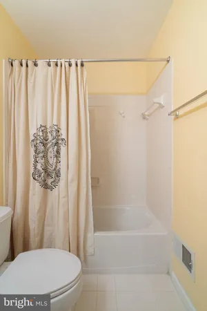 $799,999 | 3679 Expedition Drive, Triangle, VA 22172