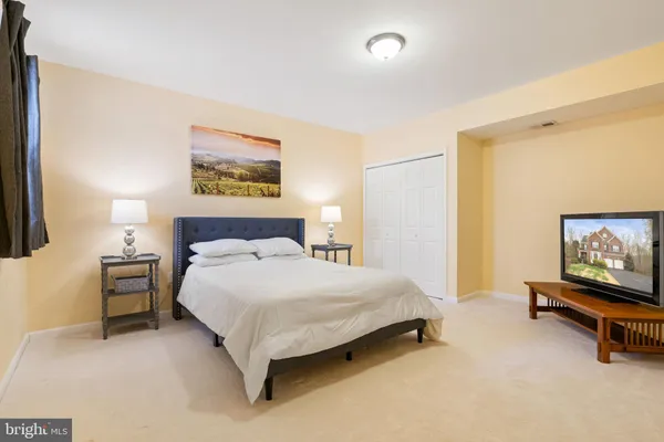 $799,999 | 3679 Expedition Drive, Triangle, VA 22172