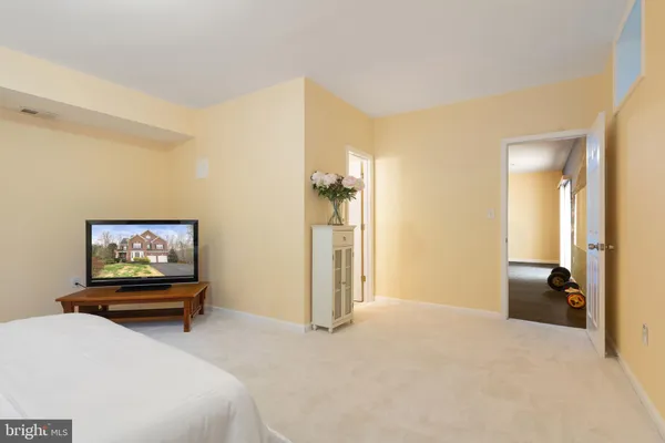 $799,999 | 3679 Expedition Drive, Triangle, VA 22172