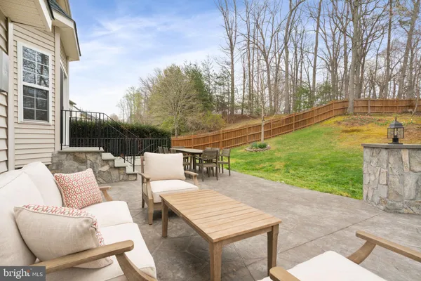 $799,999 | 3679 Expedition Drive, Triangle, VA 22172