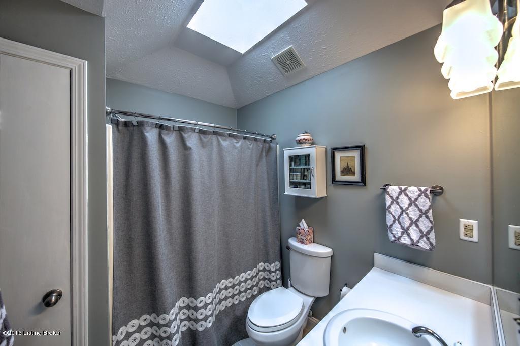 8906 Acushnet Road Louisville, KY 40242 - Photo 17 of 32 8906 Acushnet Rd 9145