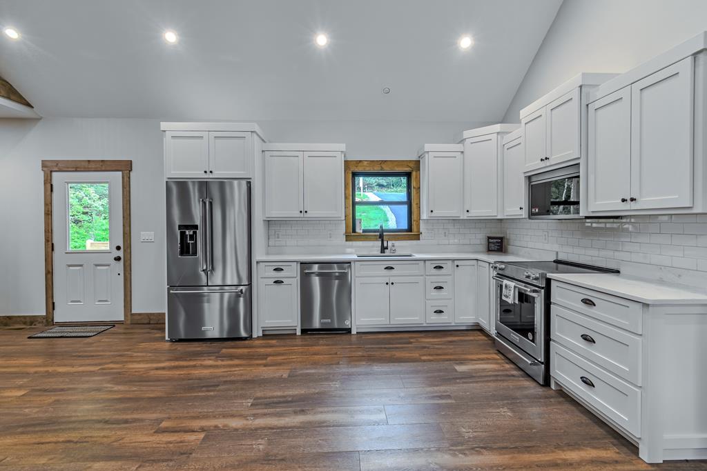 313 Walnut Road Blairsville, GA 30512 - Photo 6 of 75