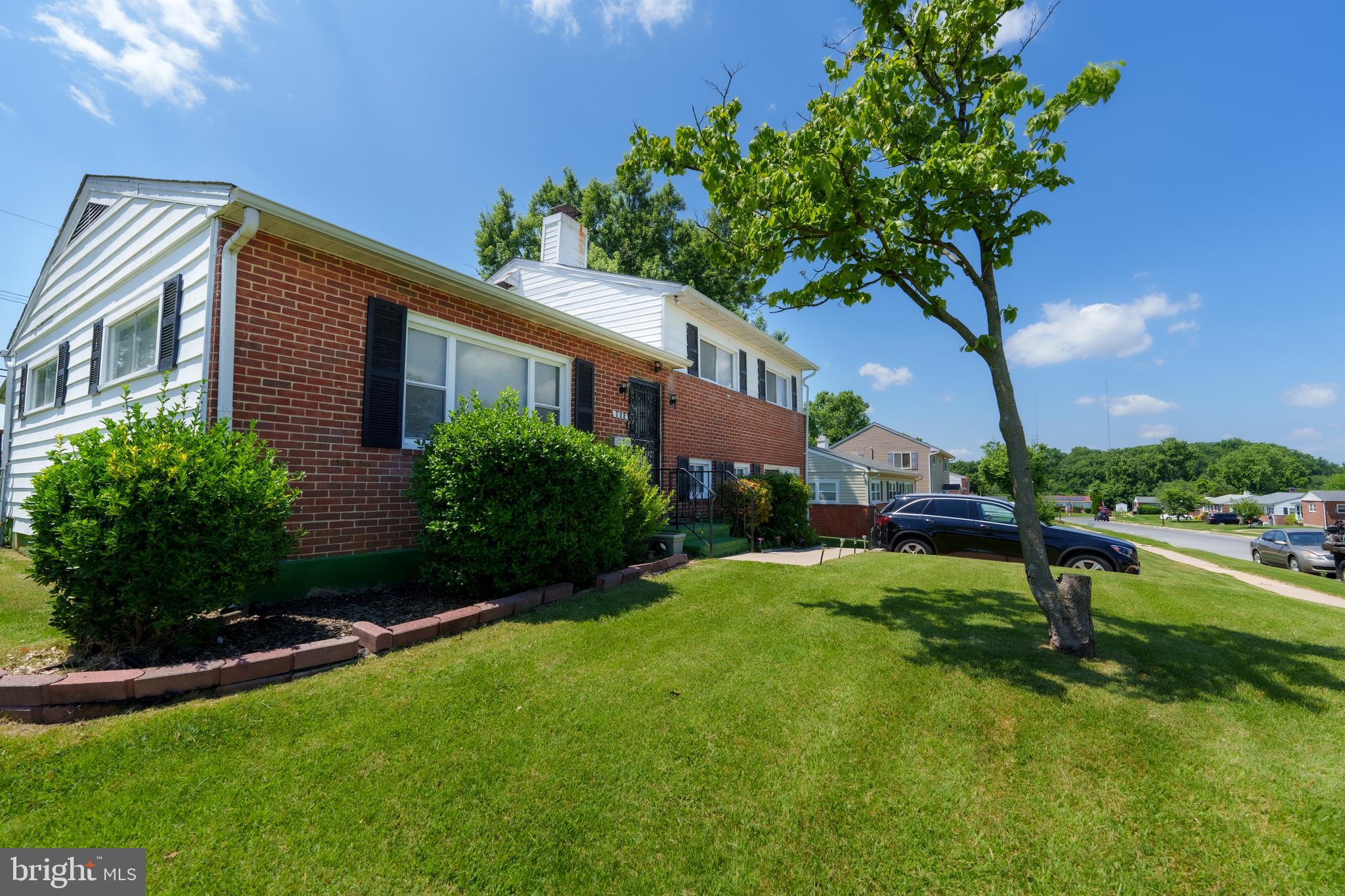 915 Sedgley Road Catonsville, MD 21228 - Photo 3 of 24