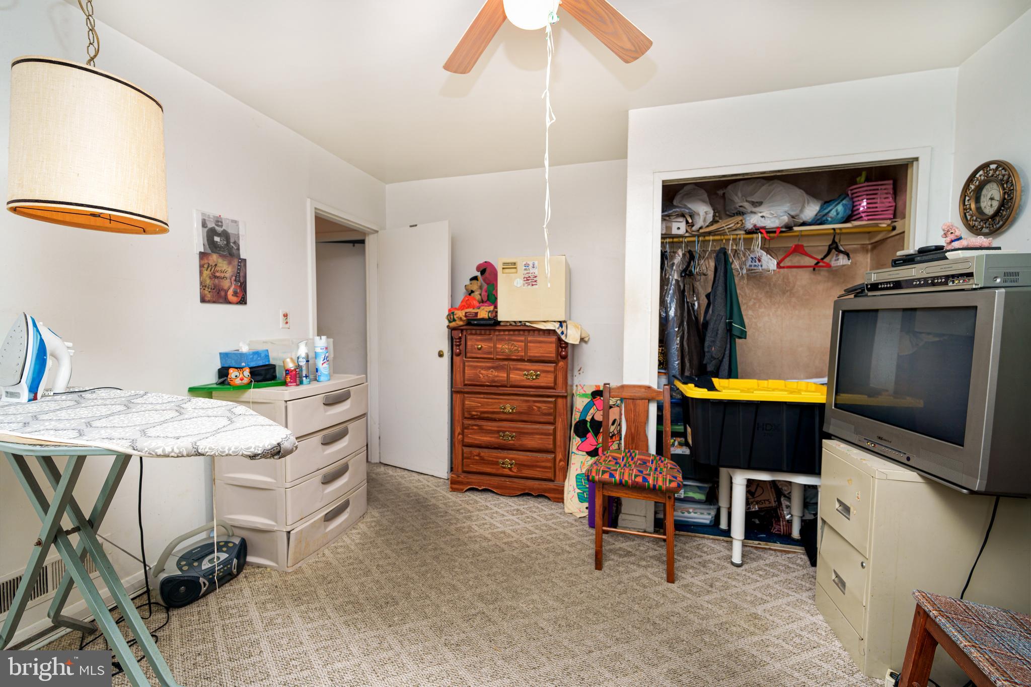 915 Sedgley Road Catonsville, MD 21228 - Photo 7 of 24