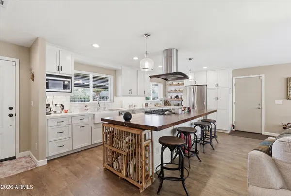 $679,000 | 3922 East Whitton Avenue, Phoenix, AZ 85018