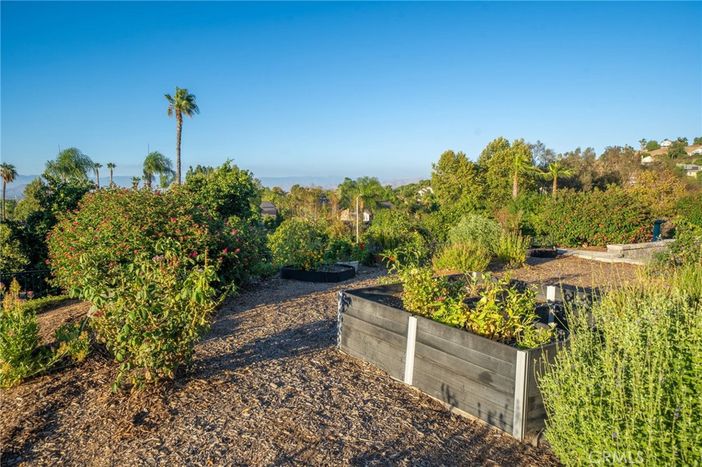 16401 Orangewind Lane Riverside, CA 92503 - Photo 39 of 44 Gallery Image 39